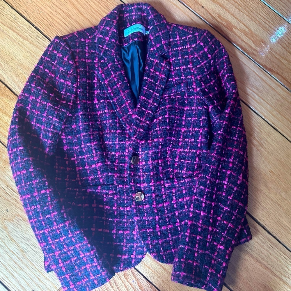Calvin Klein blazer women’s size 8p purple and pink in color casual business
